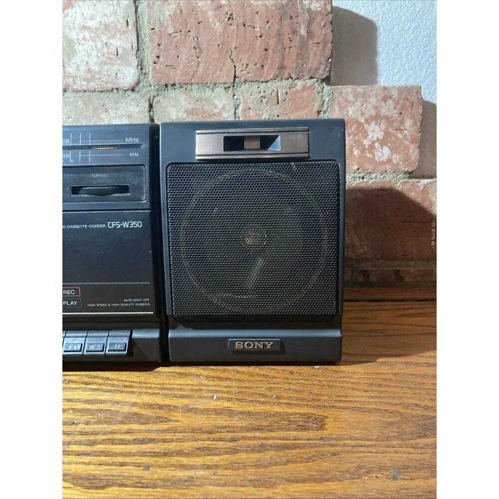 Sony CFS-W350 Dual 📻 Cassette AM/FM Radio Boombox Recorder